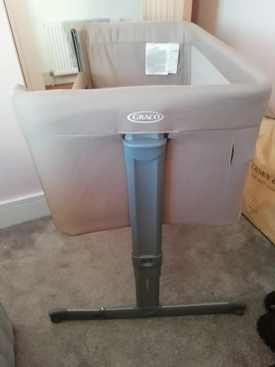 Bedside Crib - Image 3