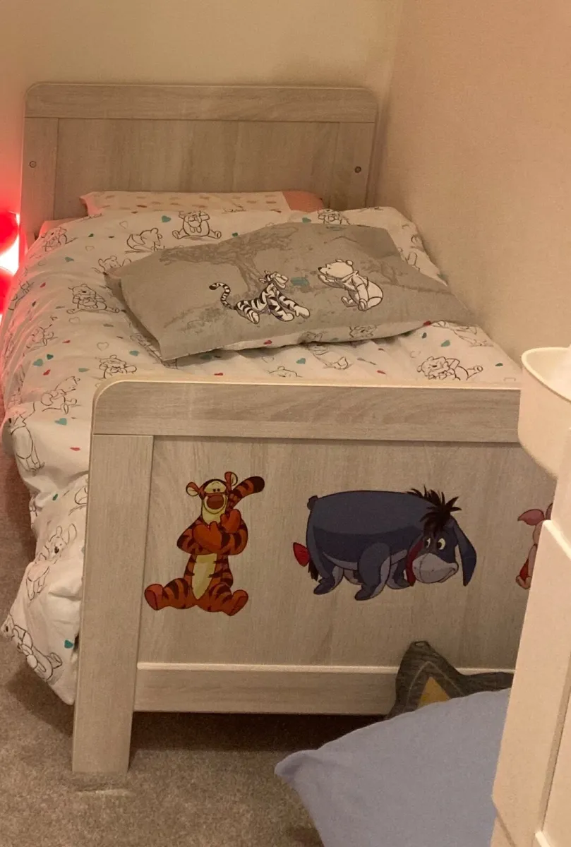 Mamas and Papas Cot Bed with Mattress - Image 1