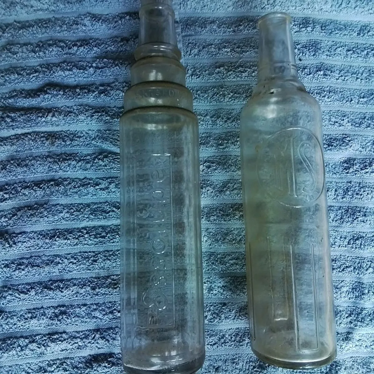 ANTIQUE AND COLLECTABLES - Image 1