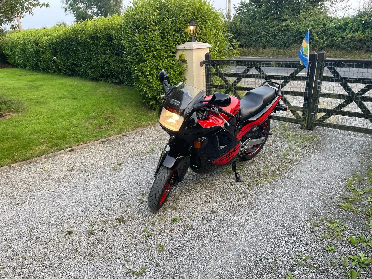 1988 Honda Cbr 600f - Image 4