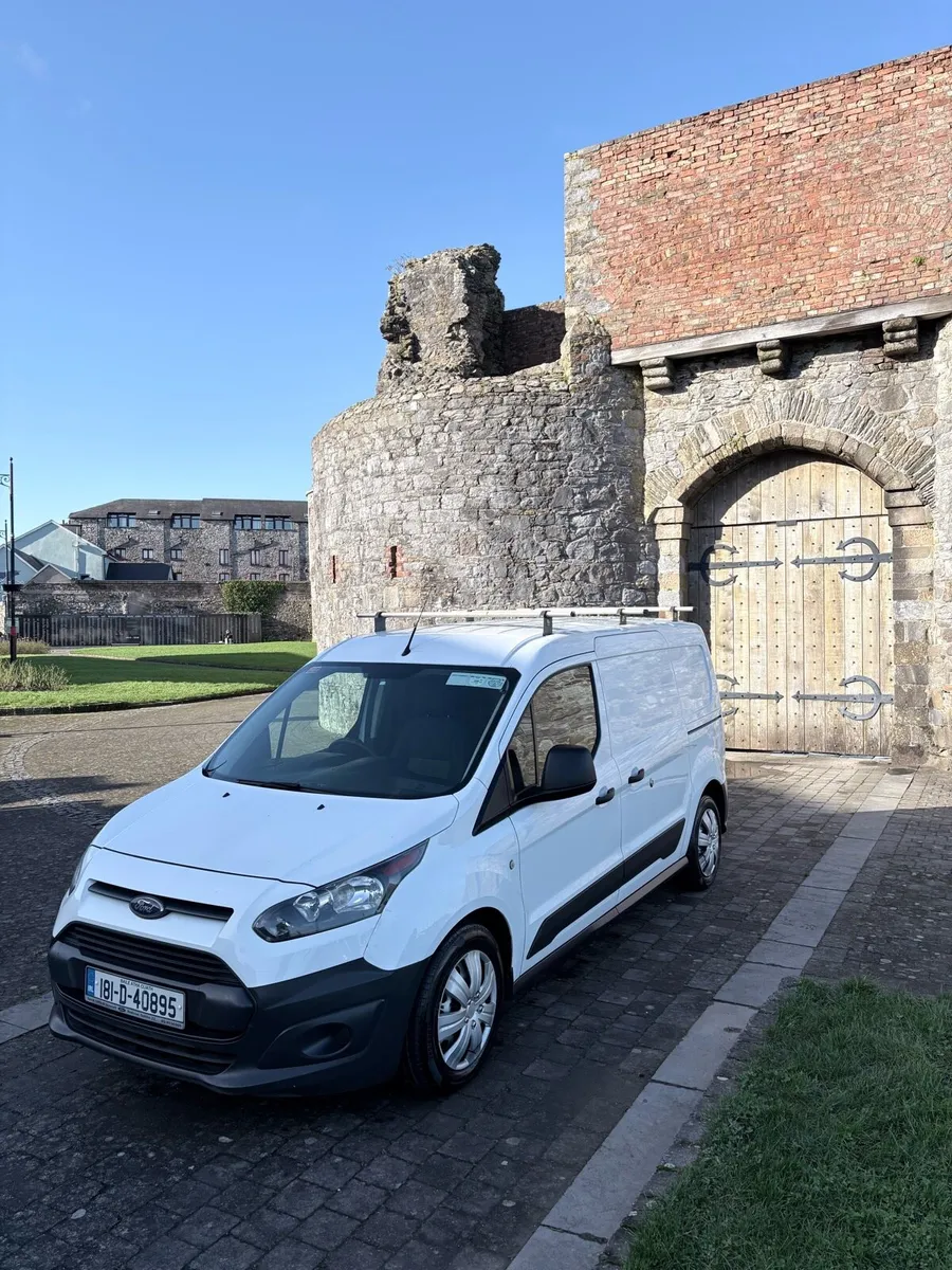 Ford transit connect LWB immaculate* - Image 2