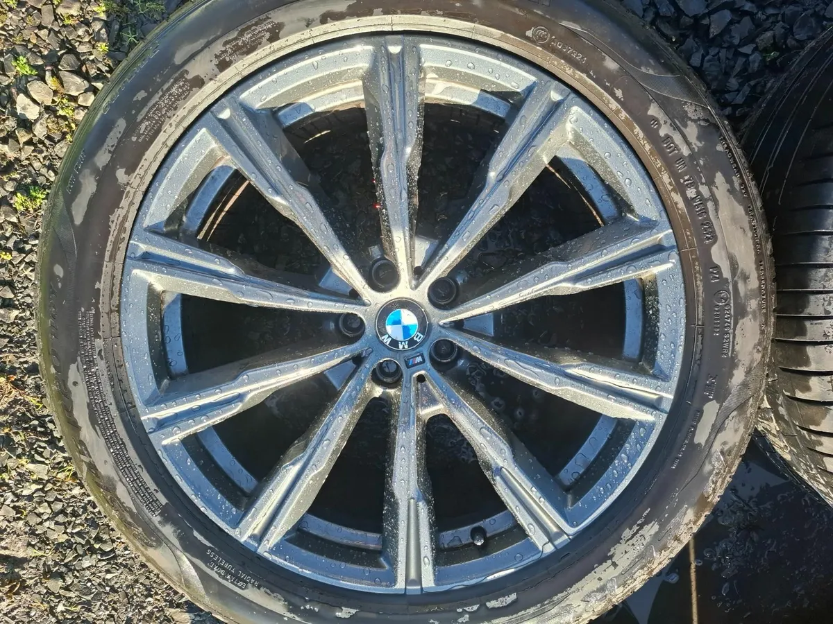 20" Genuine Bmw X5 G05 M Sport Alloys with tyres - Image 1