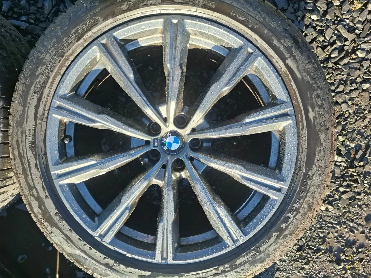 20" Genuine Bmw X5 G05 M Sport Alloys with tyres - Image 2