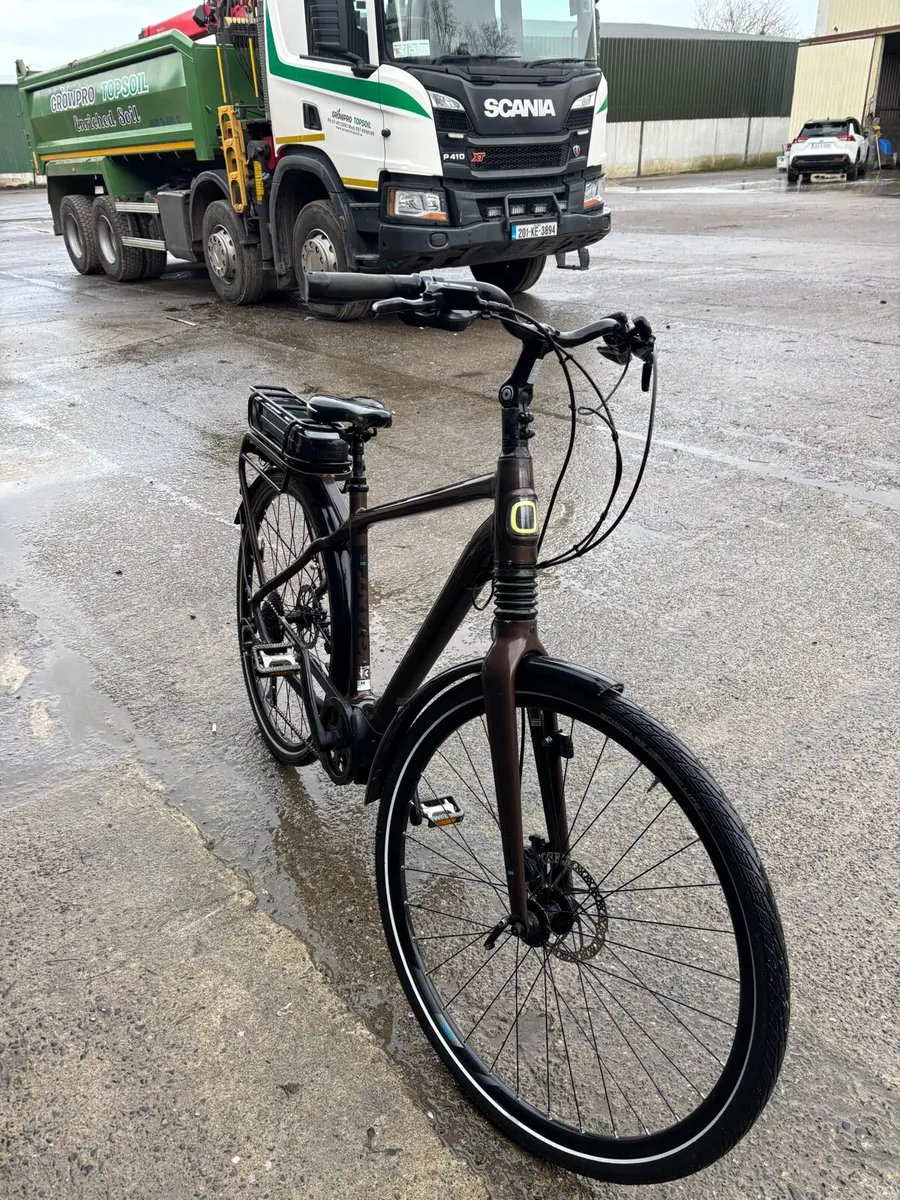 Giant electric town bike - Image 3