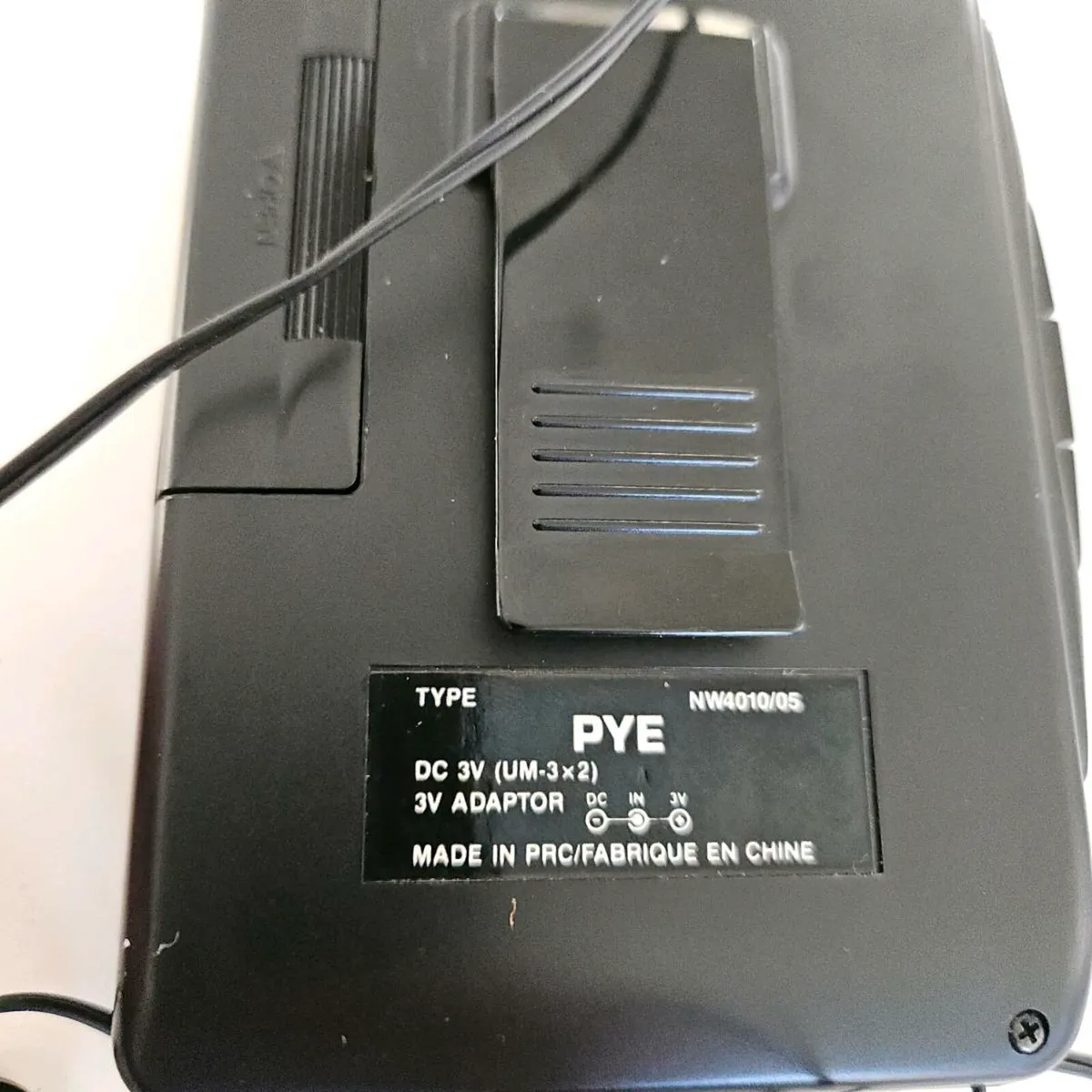 Retro pye walkman - Image 3