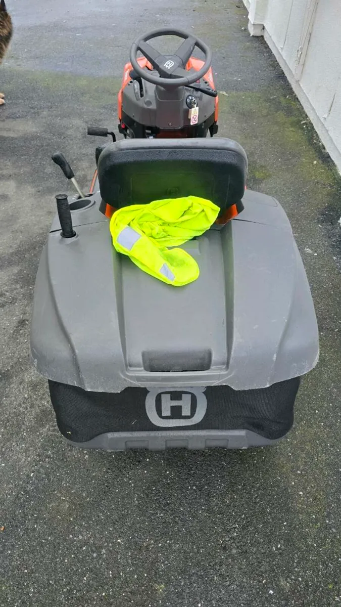 Husqvarna automatic mower - Image 4