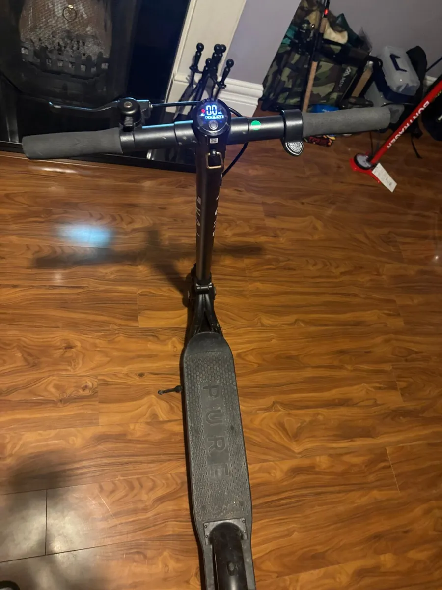 Pure Scooter - Image 3