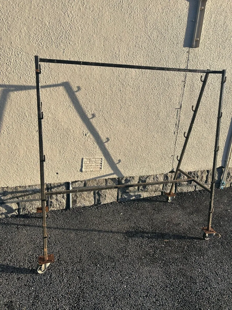 Metal racks on wheels - Image 1