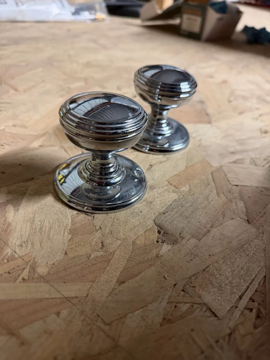 Door knobs - Image 1