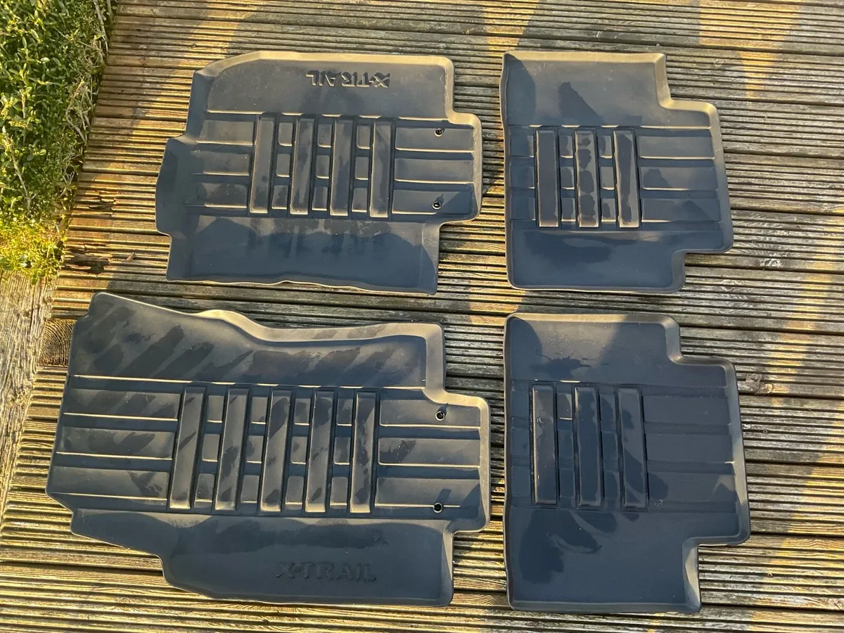 Rubber car mats for Nissan X Trail  T32 2013- 2020 - Image 1