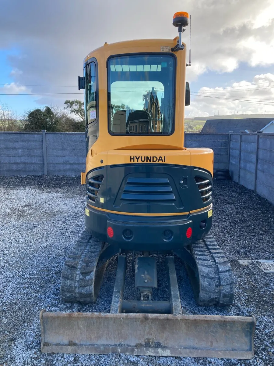 Hyundai 30 2022 - Image 4