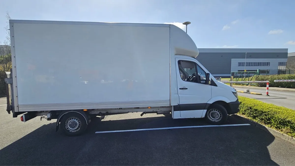 Mercedes Sprinter Box Body - Image 1