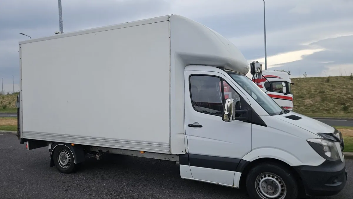 Mercedes Sprinter Box Body - Image 3