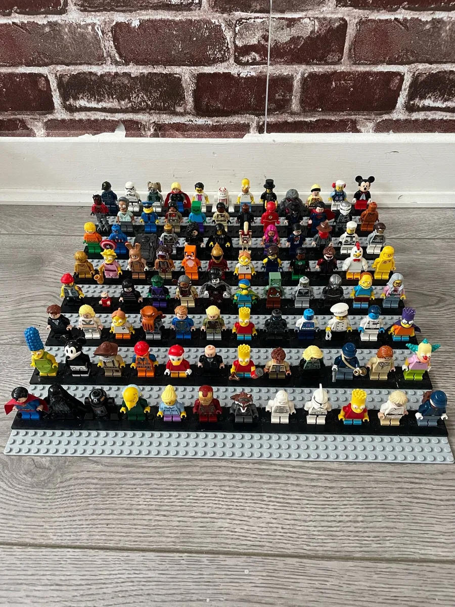 lego minifigures 250 minifigures complete BATCH - Image 2