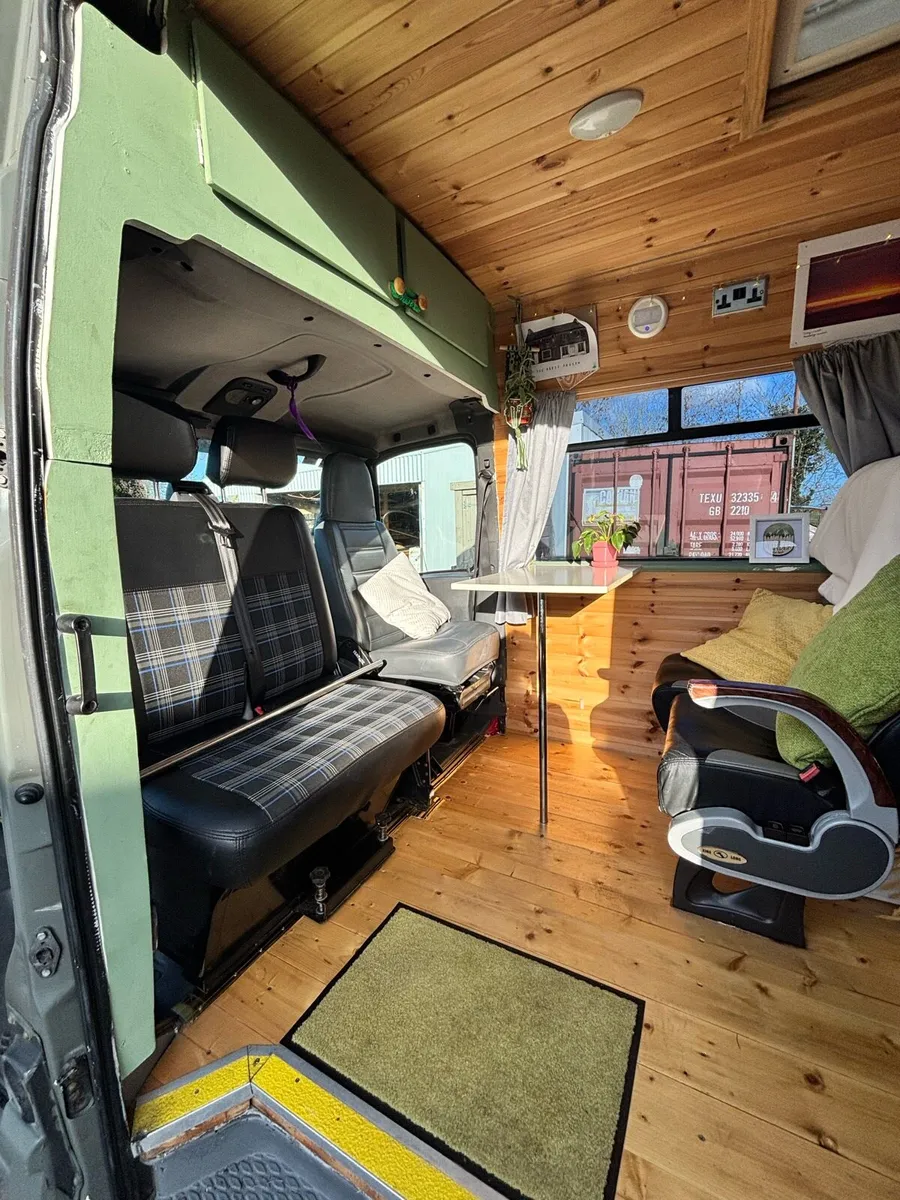 Low Mileage - Campervan - Image 4