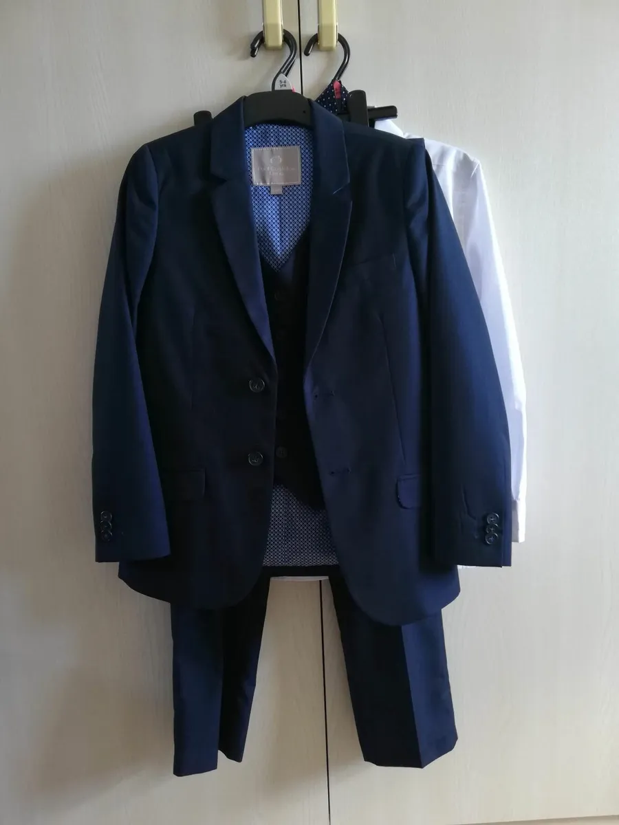 Navy suit - Image 1