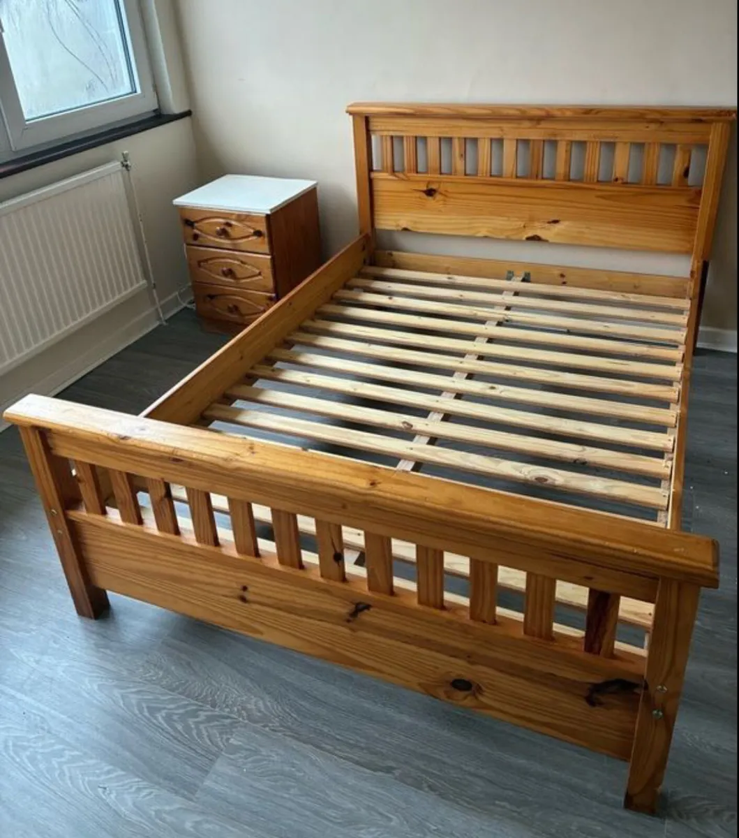 Beautiful Very Solid 4Ft 6” Double Wooden Bed - Image 1