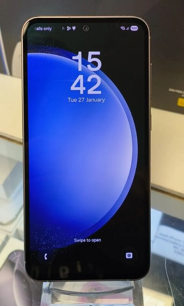 Samsung Galaxy S23 FE 5G Dual Sim 128GB 8GRAM Graphite, Unlocked - Image 3