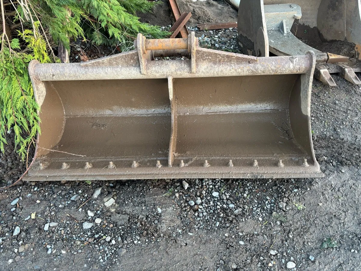 13ton buckets - Image 1