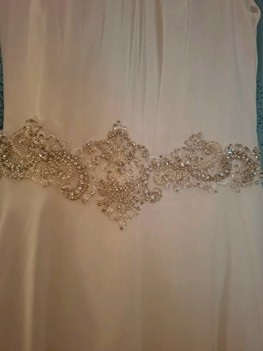 Wedding dress - Image 4