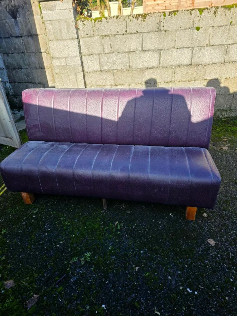 Leather seat bench - Image 1