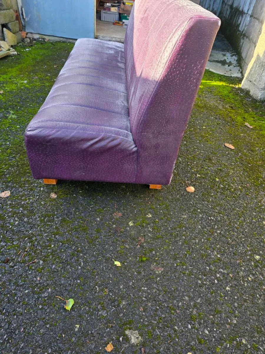 Leather seat bench - Image 3