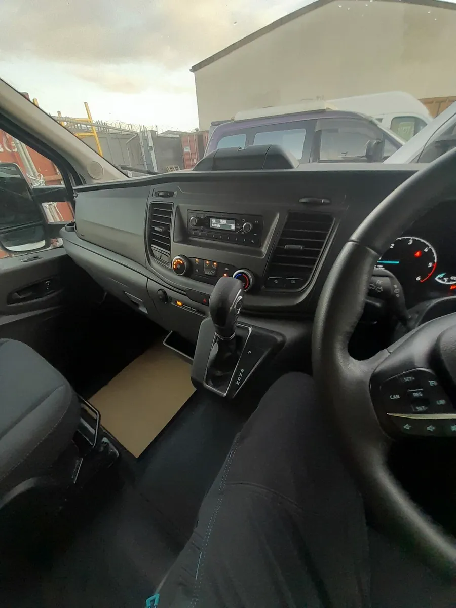 Motor home - Image 3