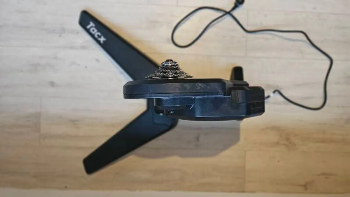 Tacx Flux S Smart Bundle - Image 4
