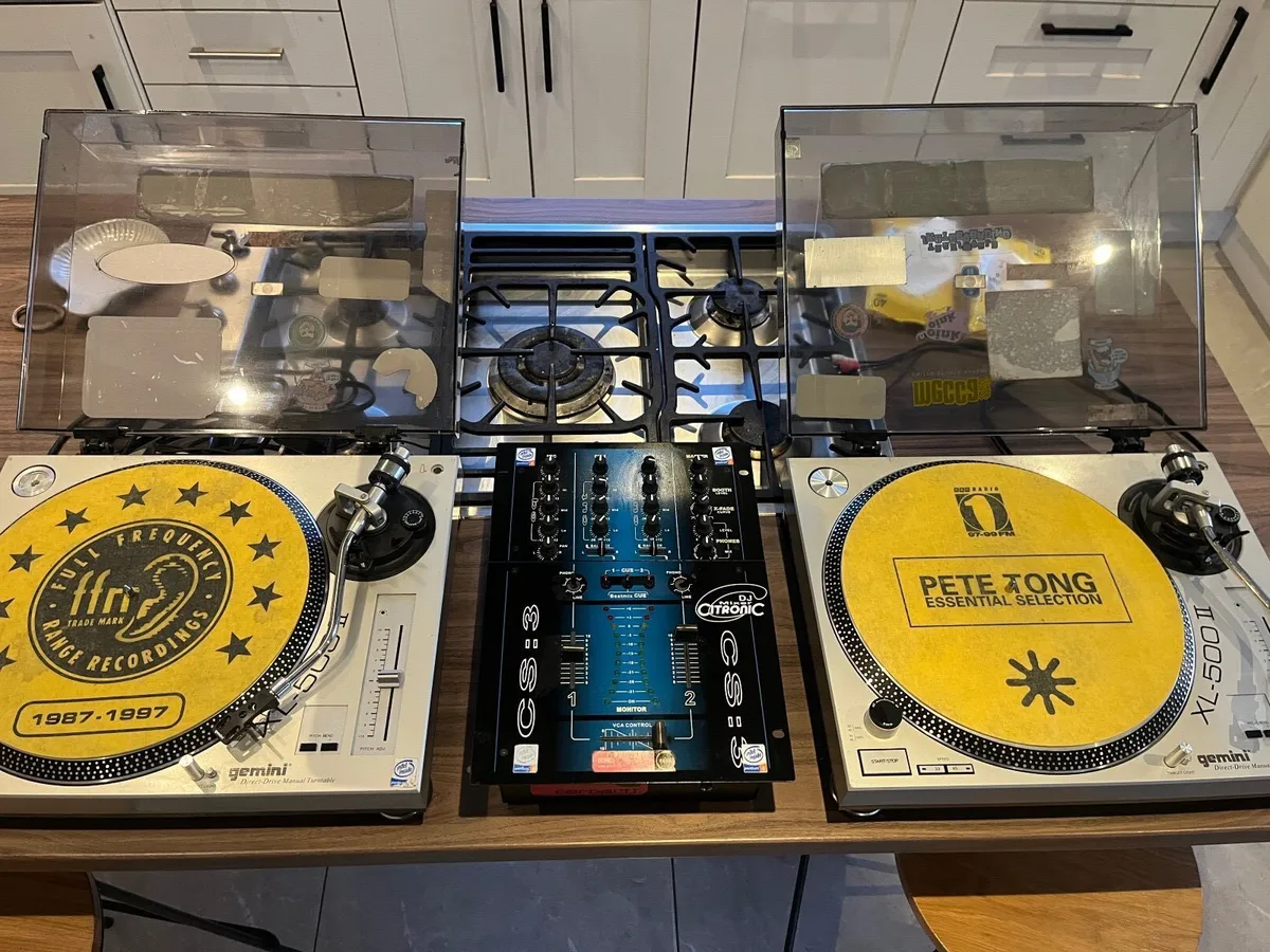 Gemini Turntables & Mixer - Image 4
