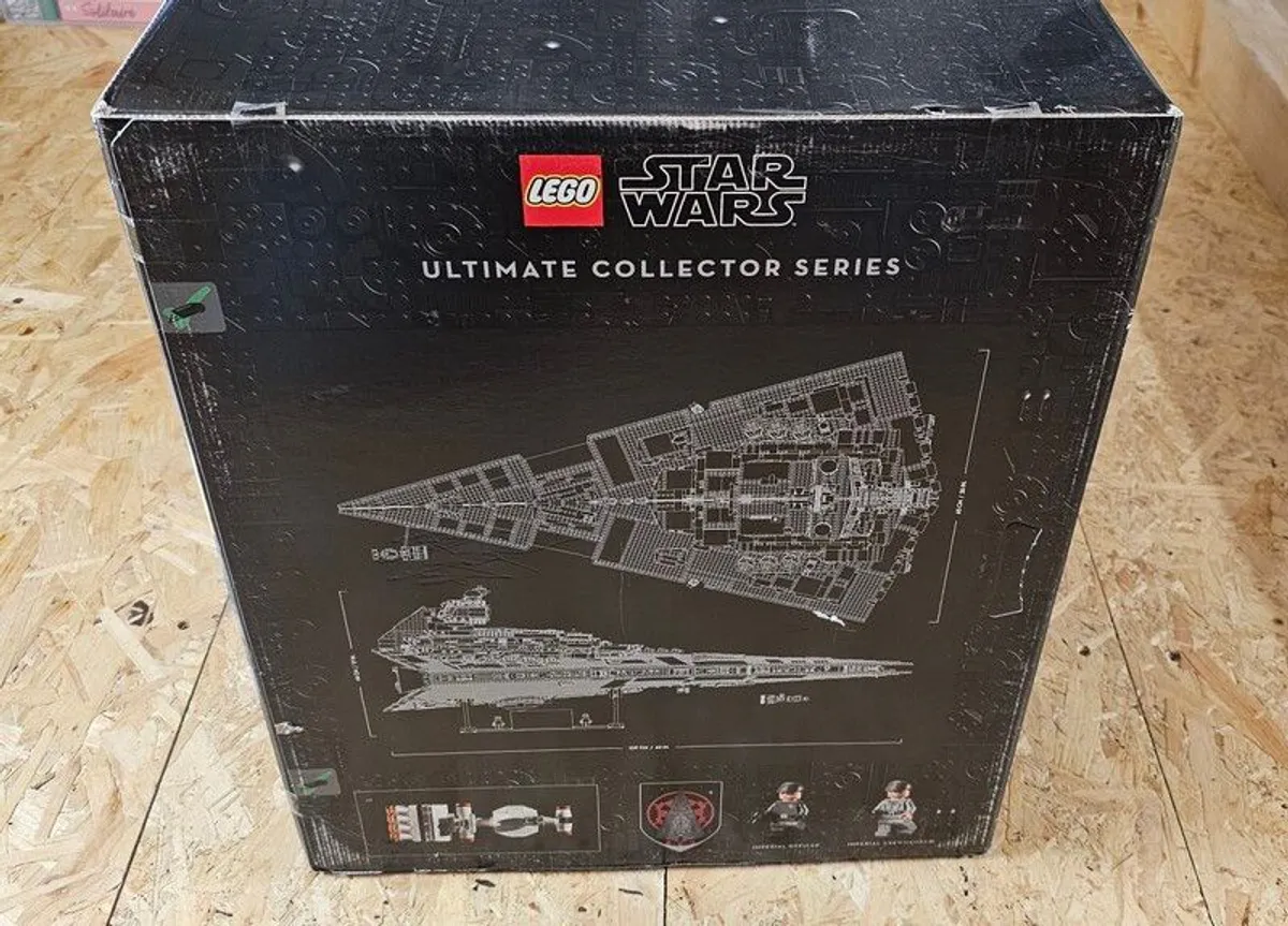 Imperial Star Destroyer 75252 Lego Star Wars - New and Never Opened - Image 3