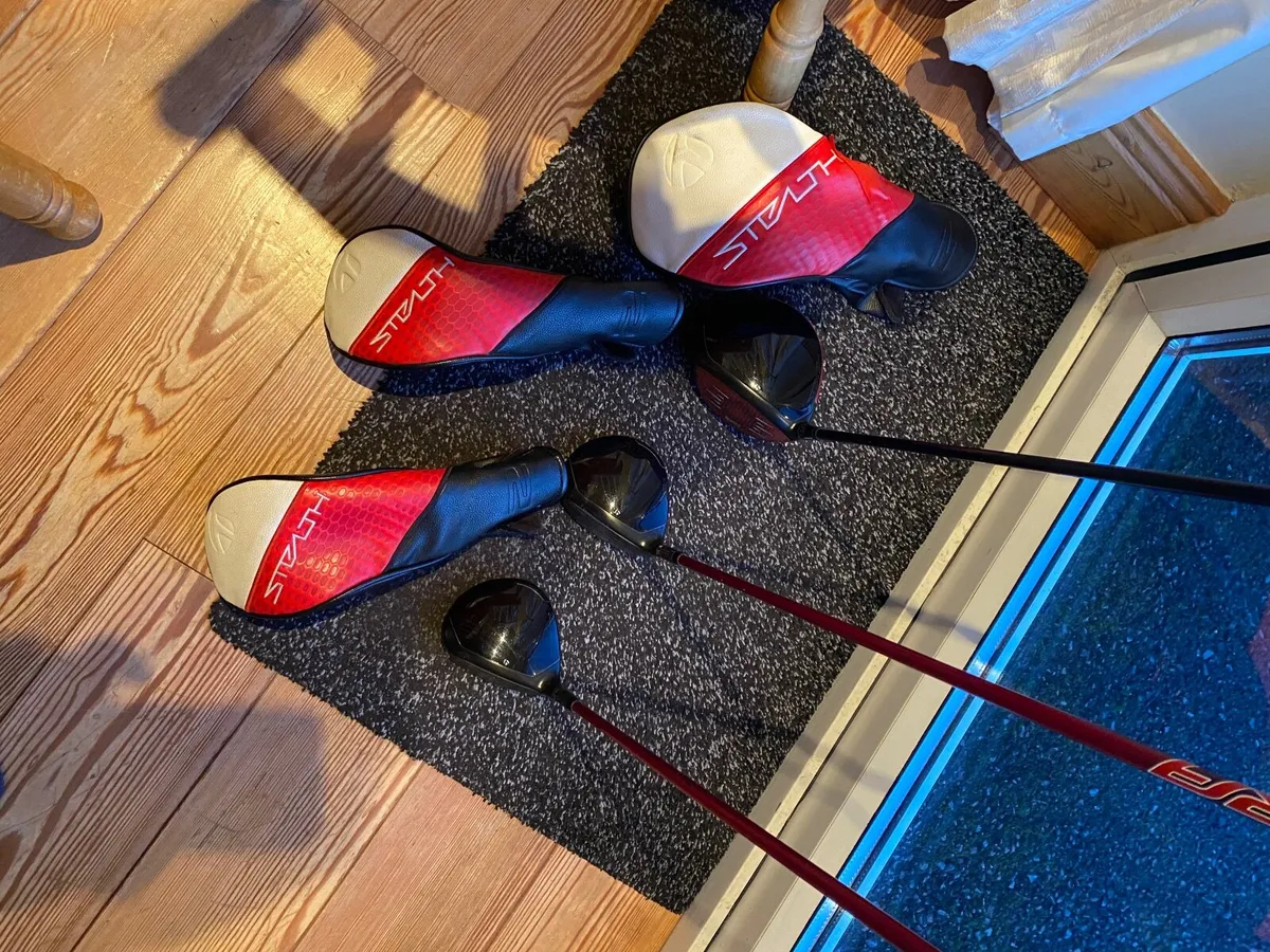 Golf Clubs - Image 1