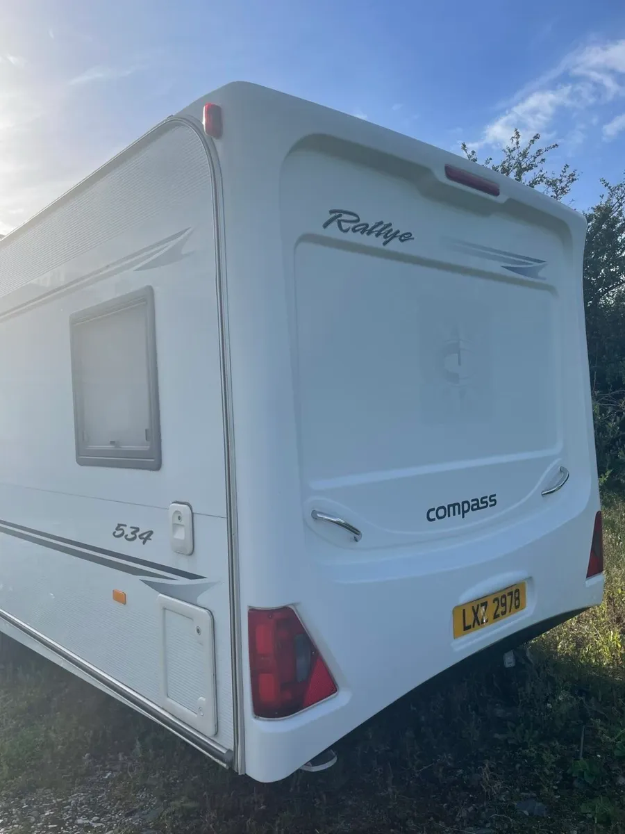 2005 Compass Rallye 4-berth caravan + awning - Image 2