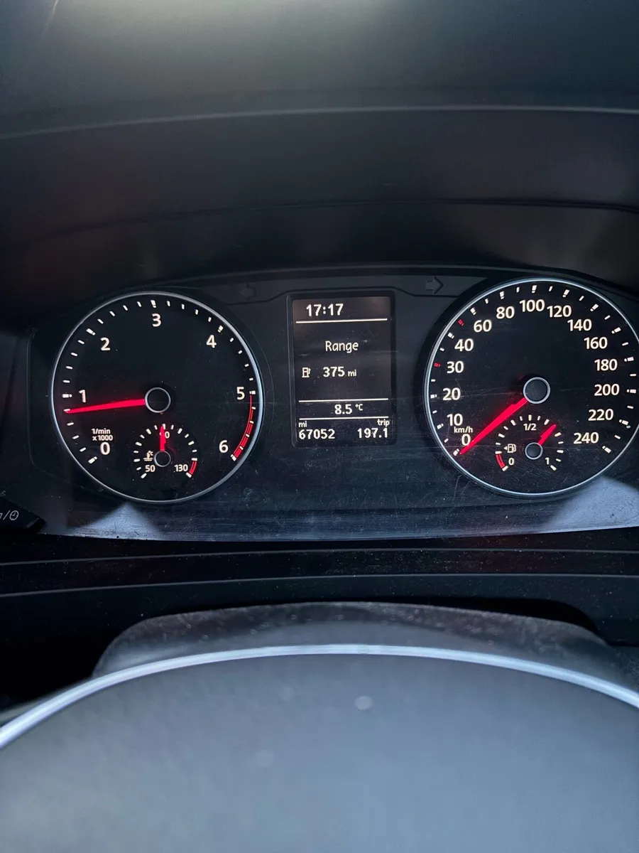 VW Transporter - Image 2