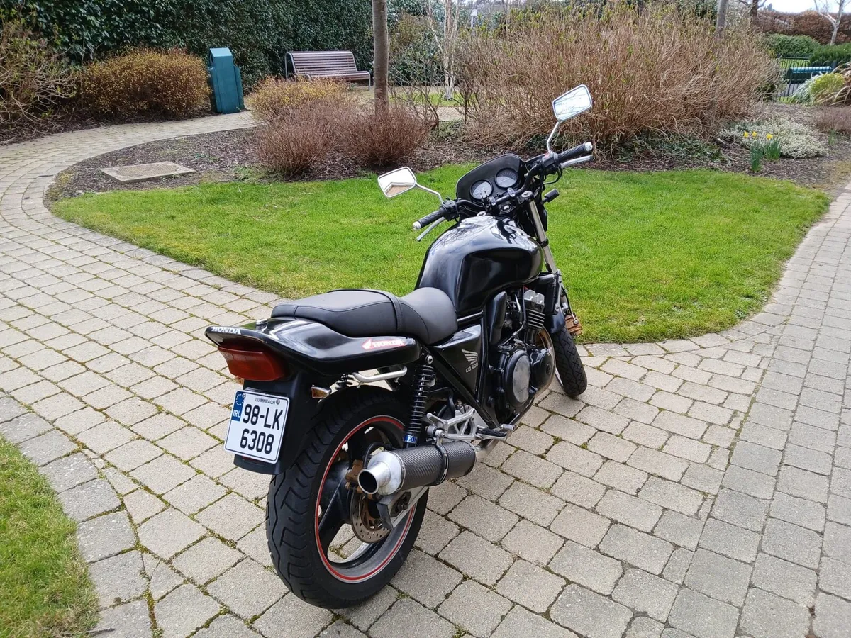 Honda CB 400 - Image 2
