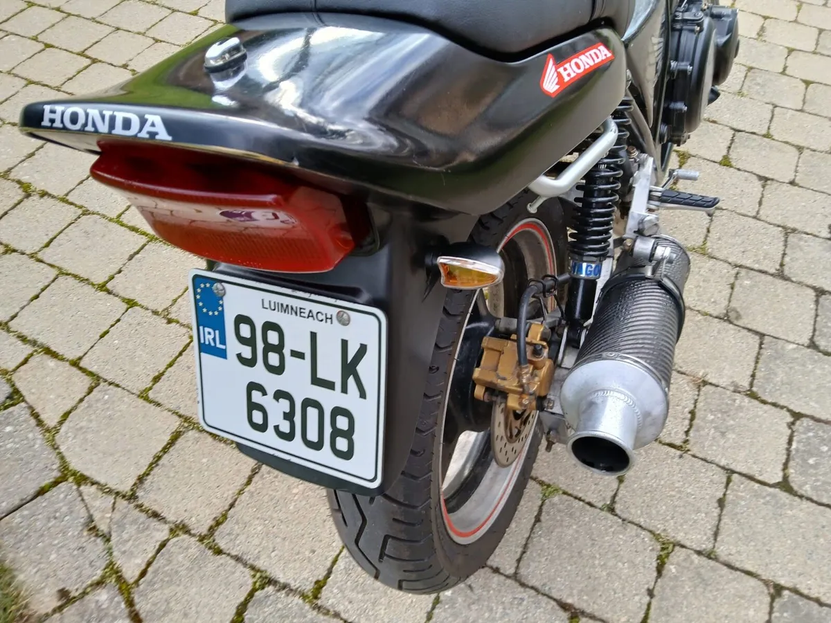 Honda CB 400 - Image 3