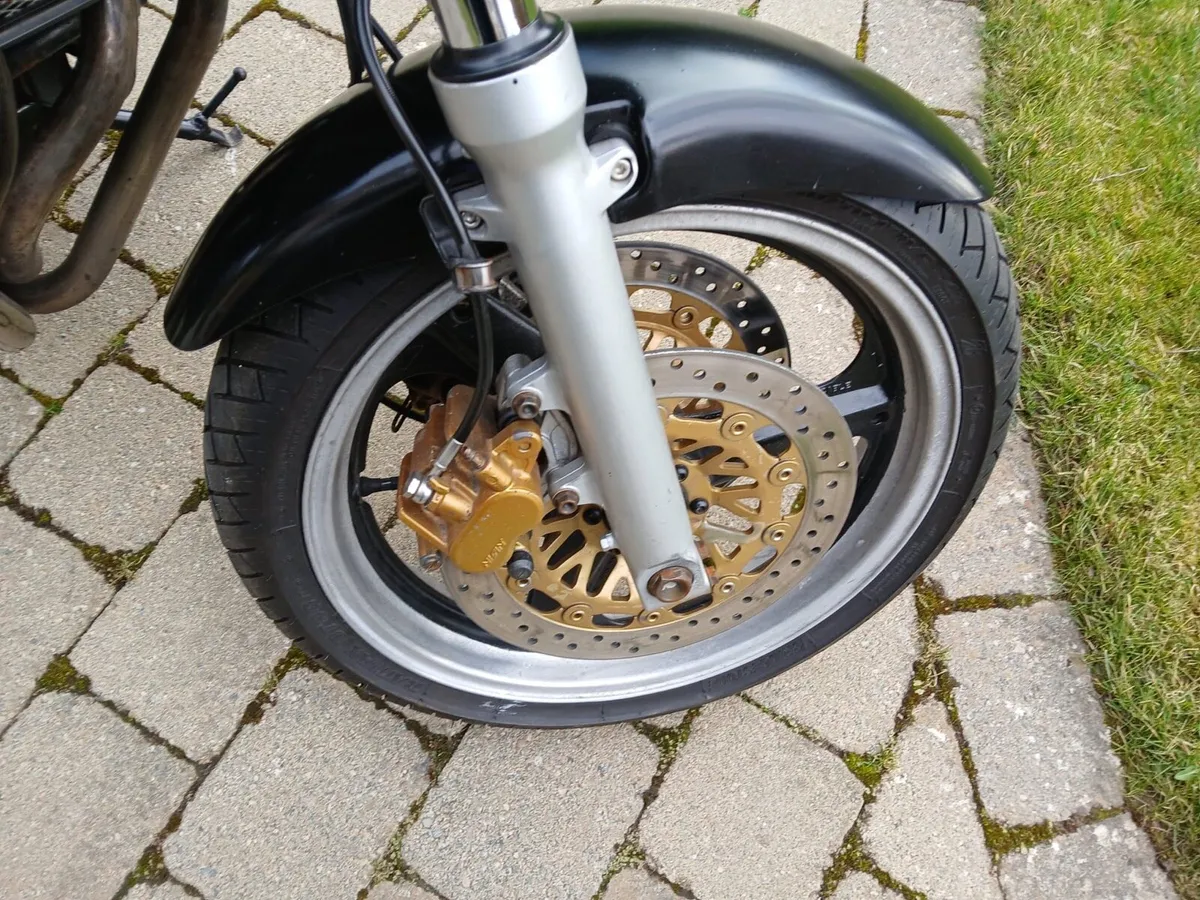 Honda CB 400 - Image 4