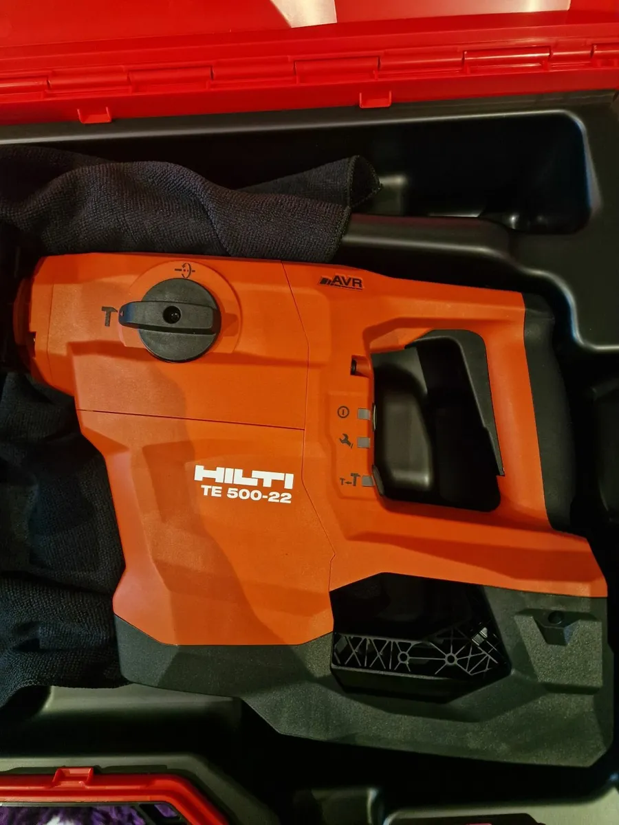Hilti TE 500-22 SDS-Max cordless chipping hammer - Image 1