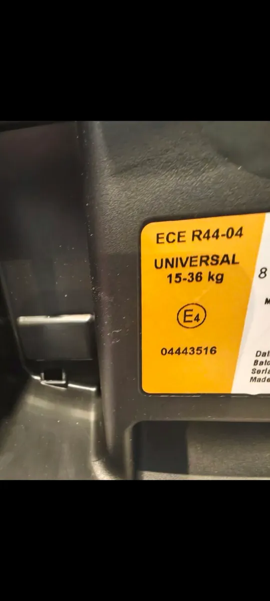 Maxi cosi car seat (4car seats) - Image 3