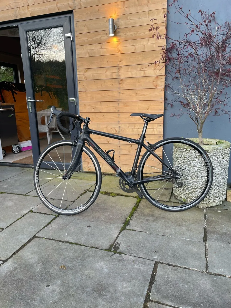 Carbon fibre bike - Image 1