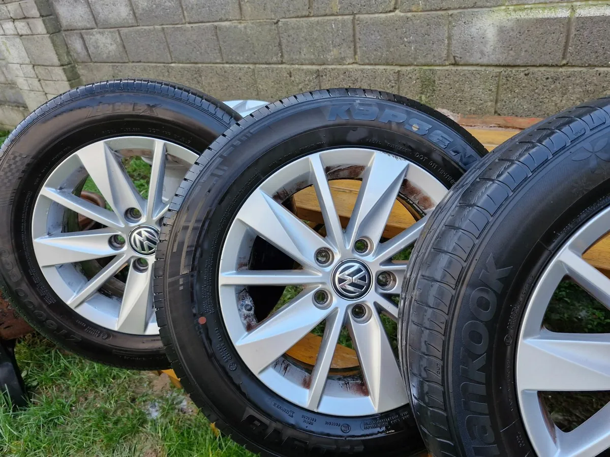 Vw 15" Alloy wheels - Image 4