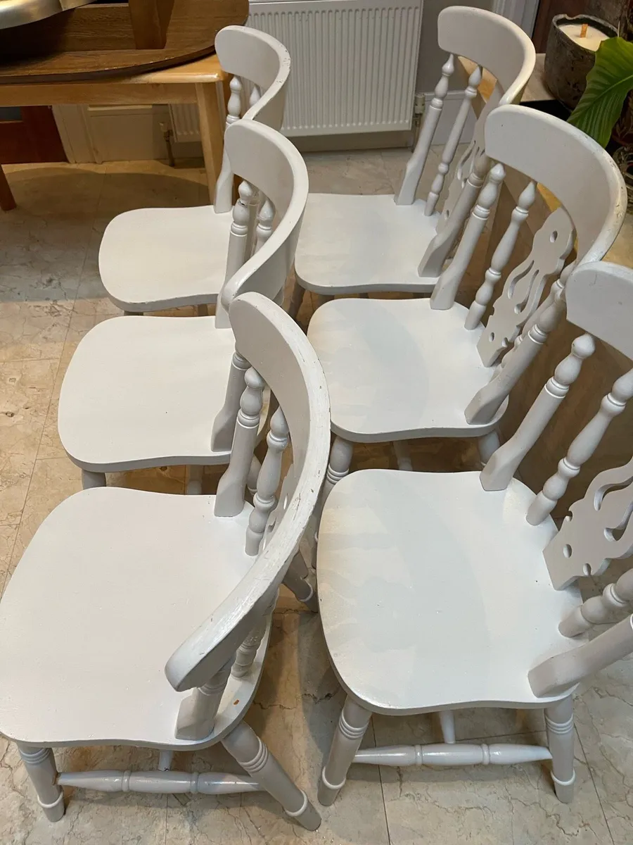6 x Lovely White Wooden Kitchen Dining Chairs - Image 2
