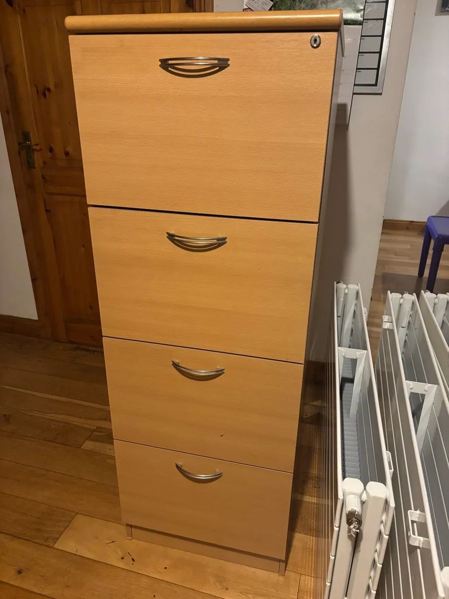 Filing cabinet - Image 1