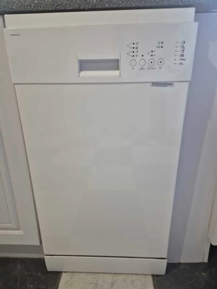 Dishwasher, Stand Alone Slimline - Image 1