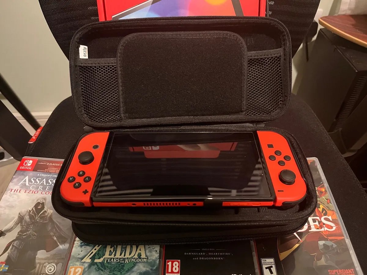 Nintendo Switch – OLED Model Mario Red Edition - Image 2