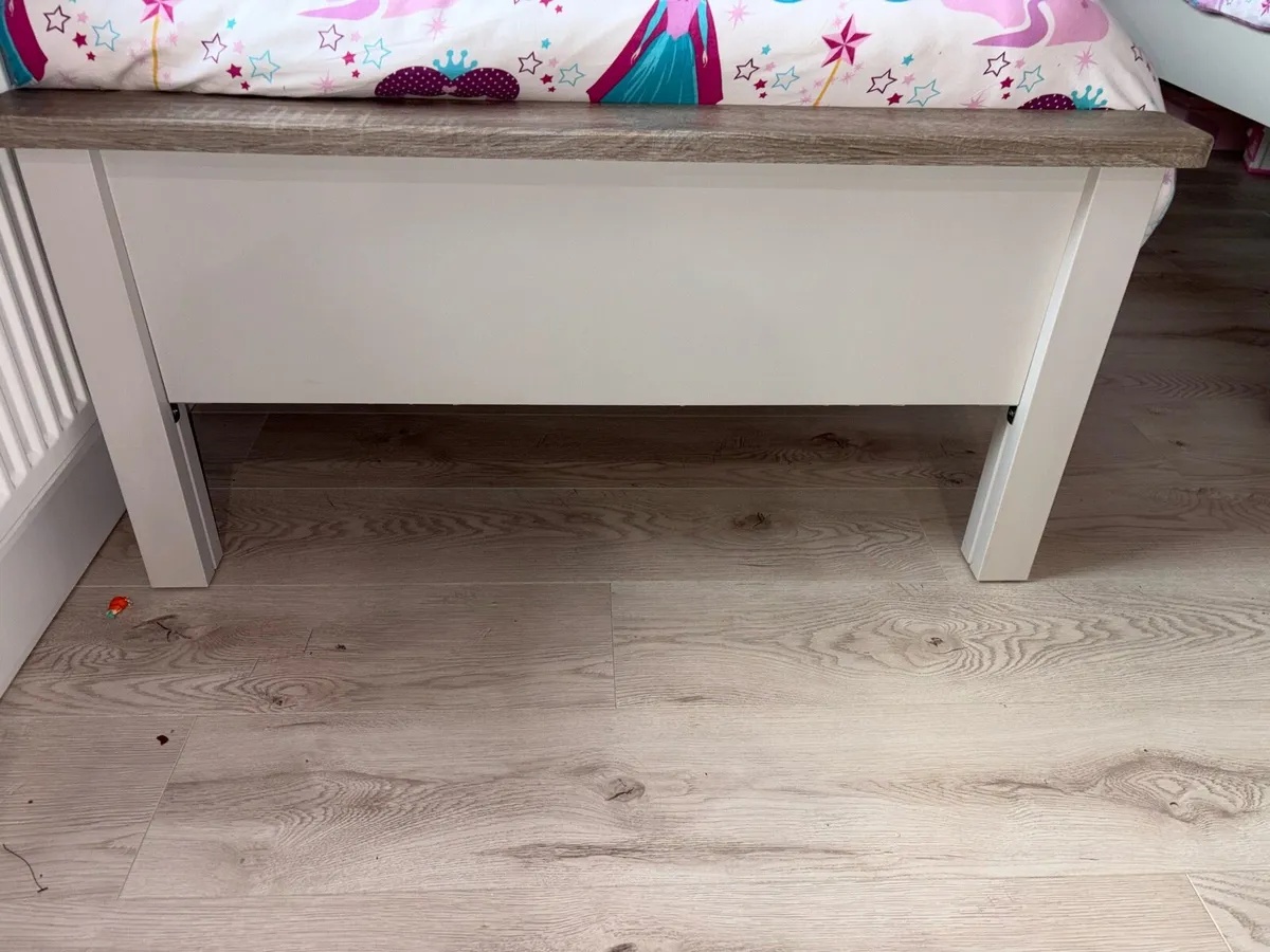Bed 3ft, solid wood, Glandor Light Grey Bed Frame - Image 3