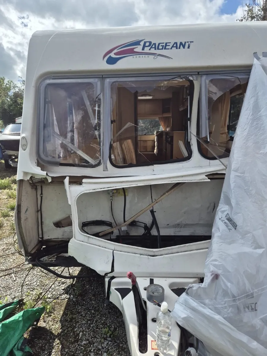 Pageant Series caravan for sale. - Image 1