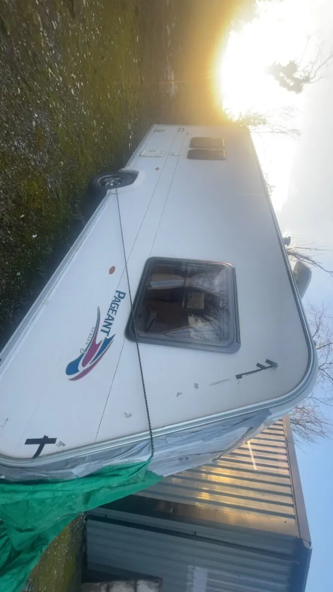 Pageant Series caravan for sale. - Image 3