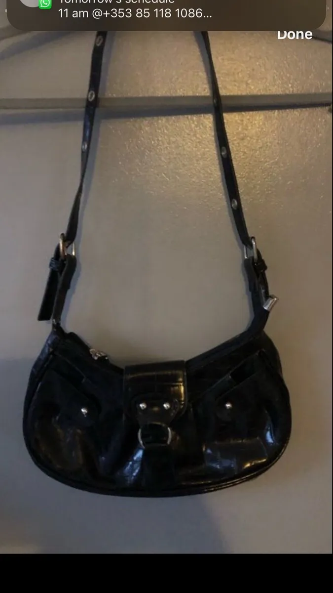 Ladies bag €3 - Image 4