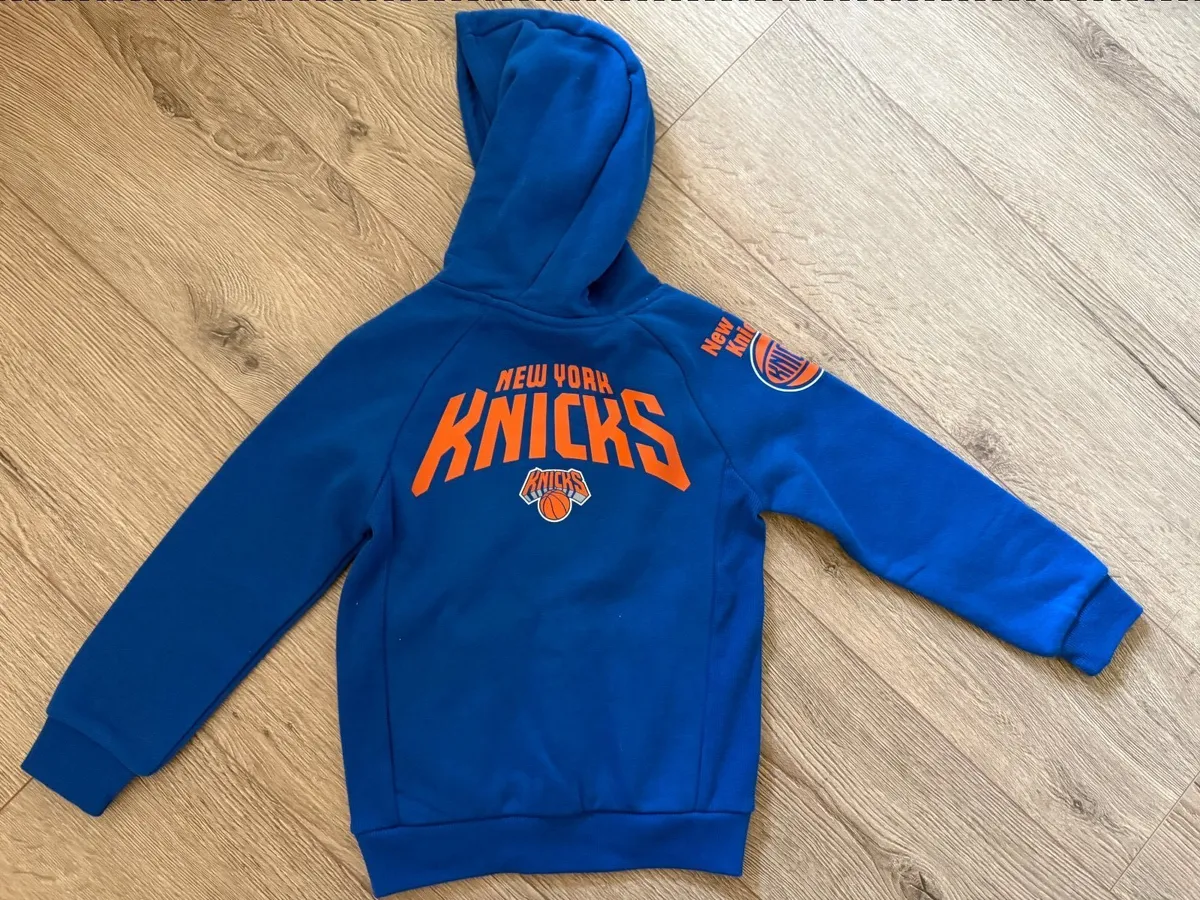 Kids jumper size 5-6 years.NEW - Image 4