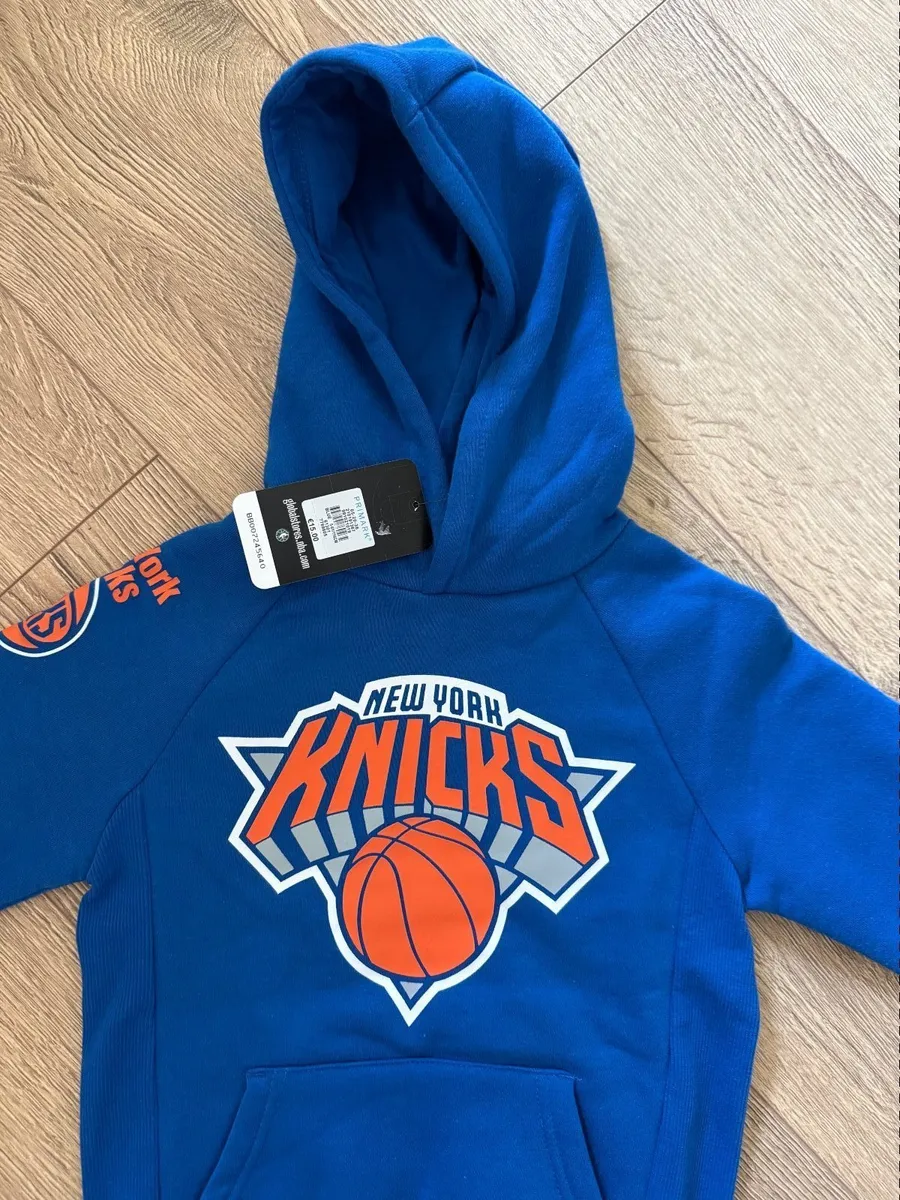 Kids jumper size 5-6 years.NEW - Image 3